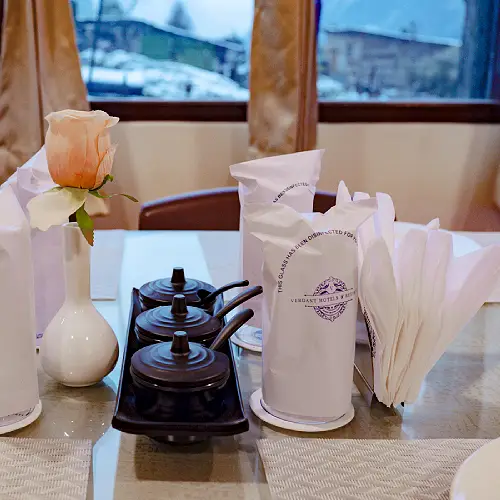 img-about
